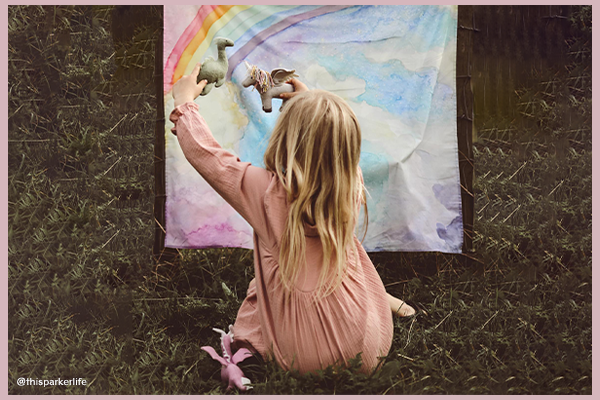 What is imaginative play and how to encourage it?