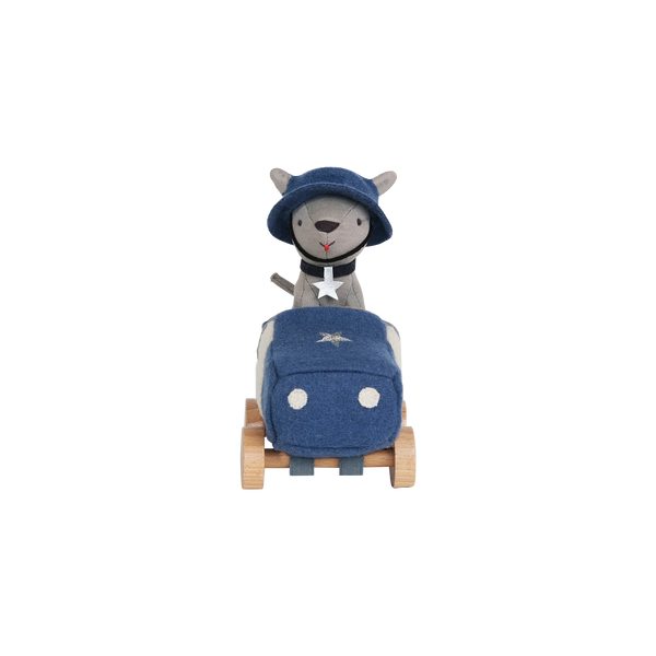 Olli Ella Holdie Dog-Go officer police car and dog driver front on view