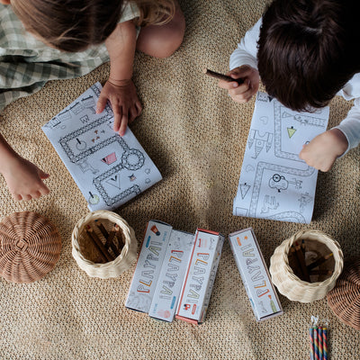 This Playpa Paper Mini with an forest theme offers exciting forest designs for children to color and enjoy. Perfect for imaginative play, interactive and portable kids' coloring paper.