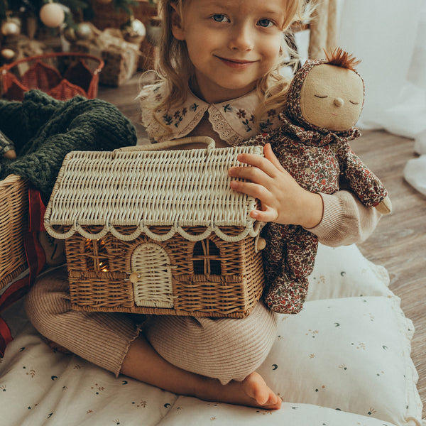 Rattan Gingerbread Casa Clutch