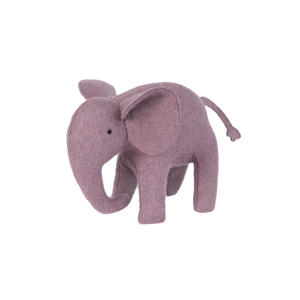 Set of plush felted safari animal toys for kids. Set of africa small dinosaur toys featuring Lion, Hippo and Giraffe.